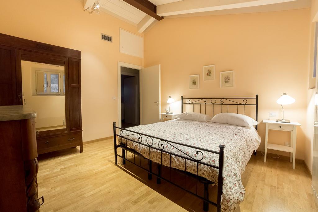 Holiday Home Il Borgo Degli Agrumi Uzzano エクステリア 写真